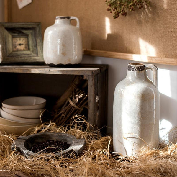 Elegant Glazed Pottery Vase